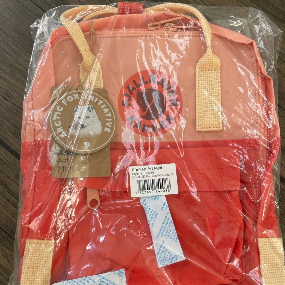 Fjallraven Kanken Mini pack - Brand New!